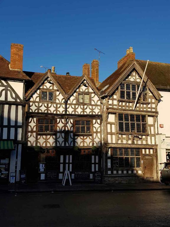 Penryn Guest House, Ensuite Rooms, Free Parking And Free Wifi Stratford-upon-Avon Kültér fotó